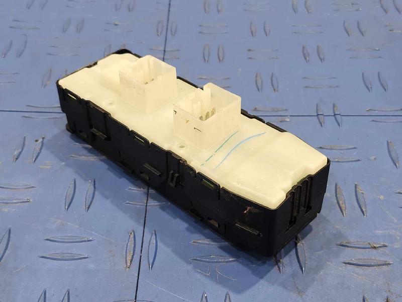 2012 Jeep Compass Door Switch Front