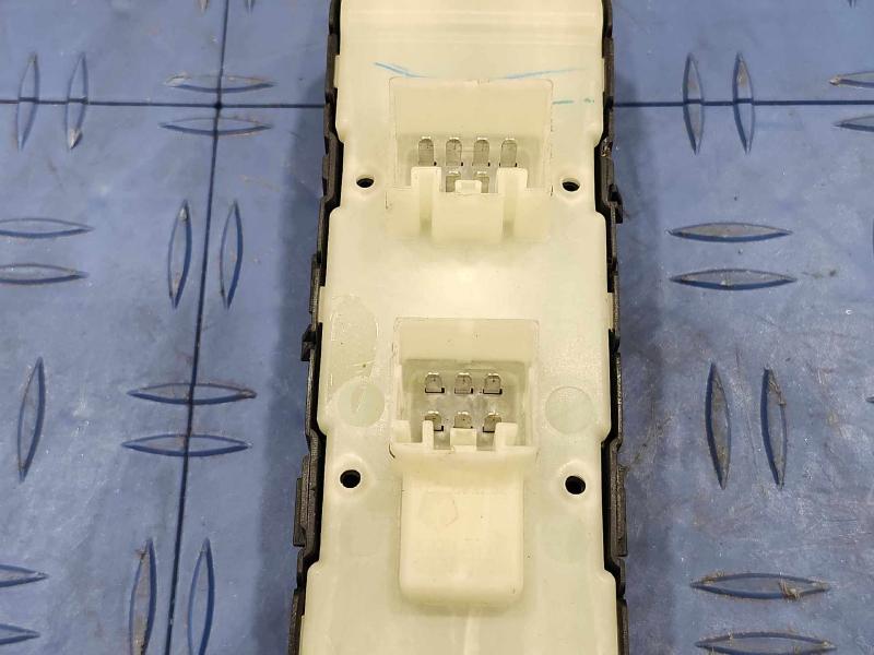 2012 Jeep Compass Door Switch Front