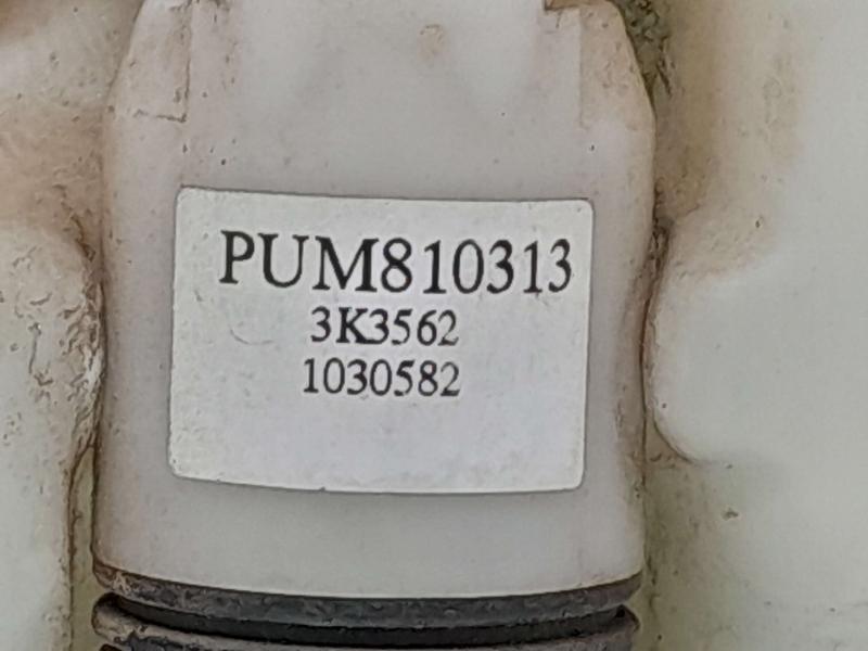 2010 Chevrolet Camaro Washer Bottle