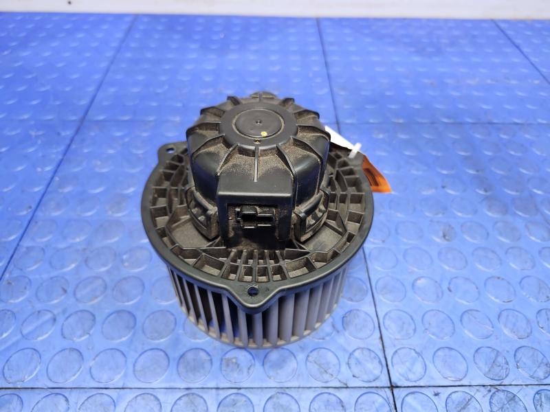 2016 Kia Sedona Blower Motor