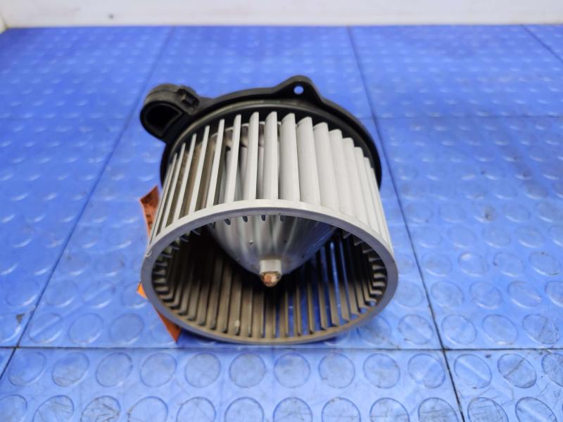 2016 Kia Sedona Blower Motor