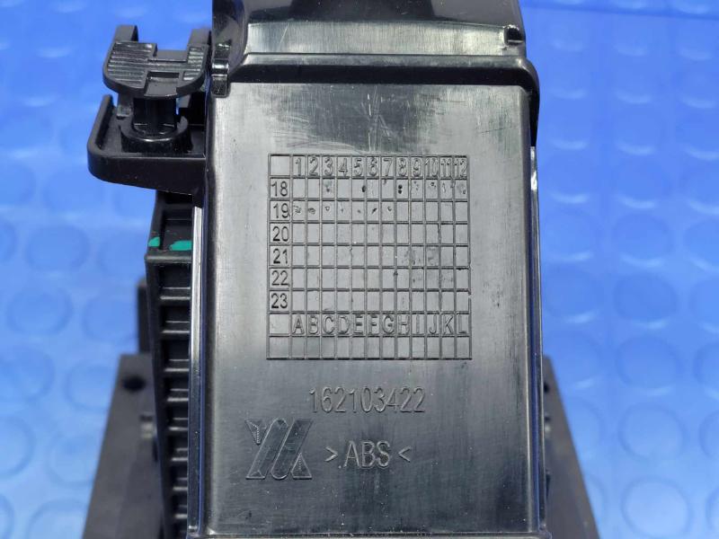 2020 Chevrolet Trax Floor Shifter