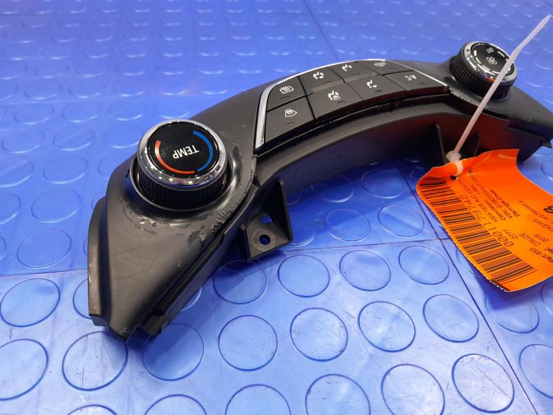 2018 Chevrolet Cruze Heater A/C Control