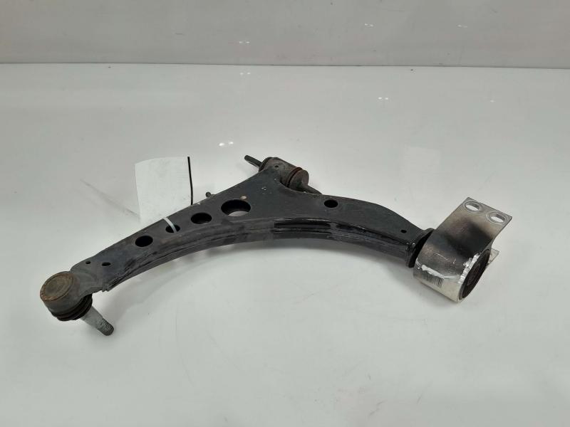 2017 - 2019 Buick Lacrosse Front Lower Control Arm RH Passenger Side OEM 84376572