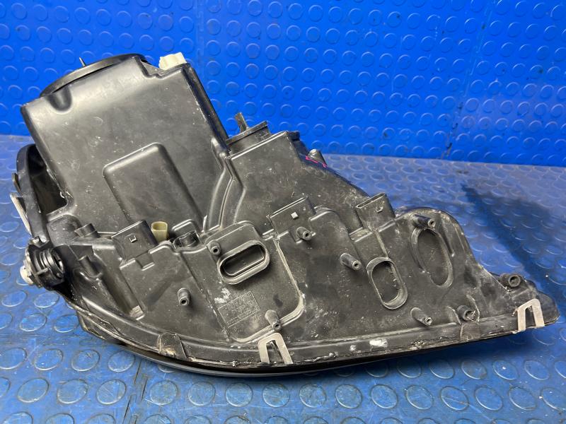 2008 Mercedes ML-Class Headlamp Assembly