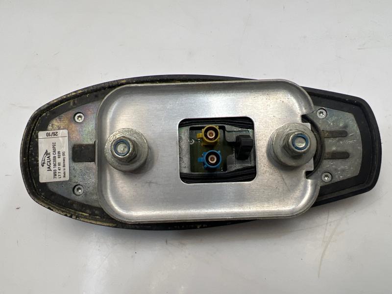 2011 Jaguar XF Antenna