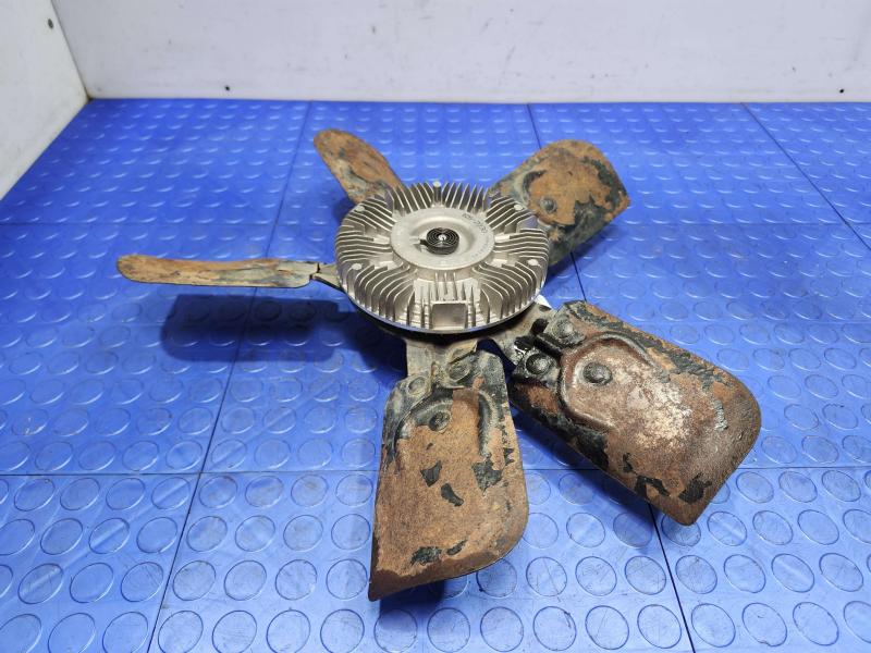 2002 Dodge Ram 1500 Fan Clutch