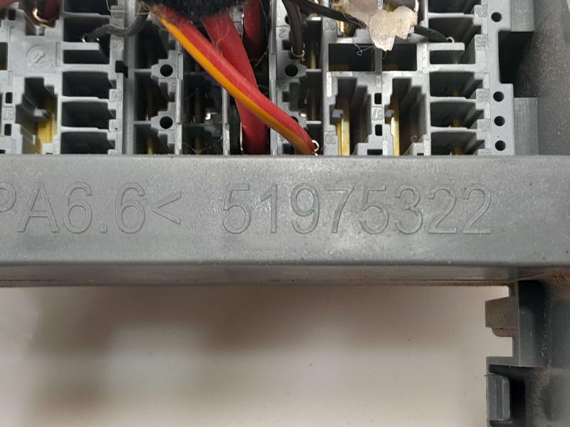 2017 Jeep Renegade Cabin Fuse Box