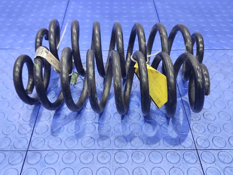 2016 Jeep Cherokee Coil/Air Spring