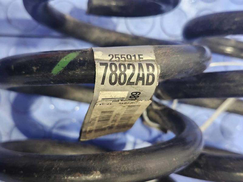 2016 Jeep Cherokee Coil/Air Spring