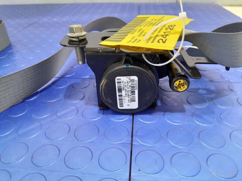 2012 Kia Sorento Front Seat Belt