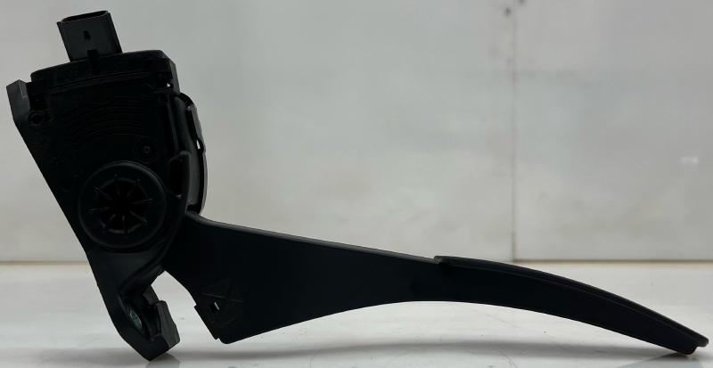 2012 Dodge Grand Caravan Pedal Assembly