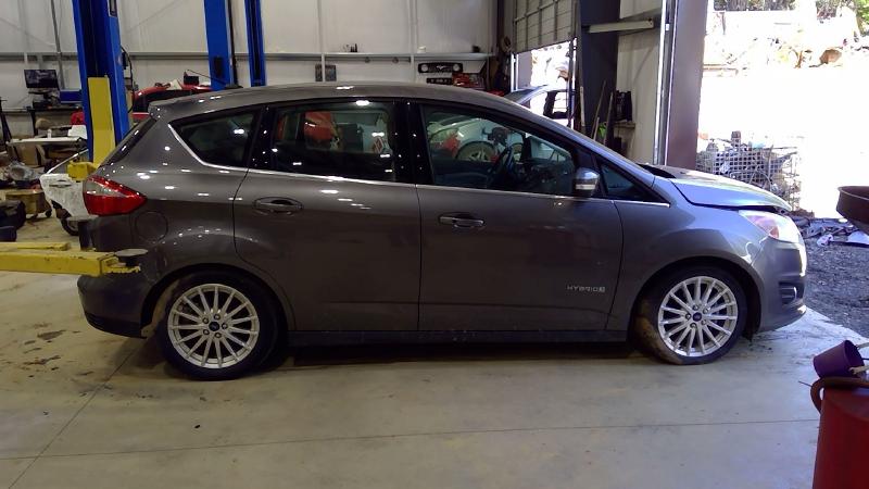 2013 Ford C-MAX Center Pillar