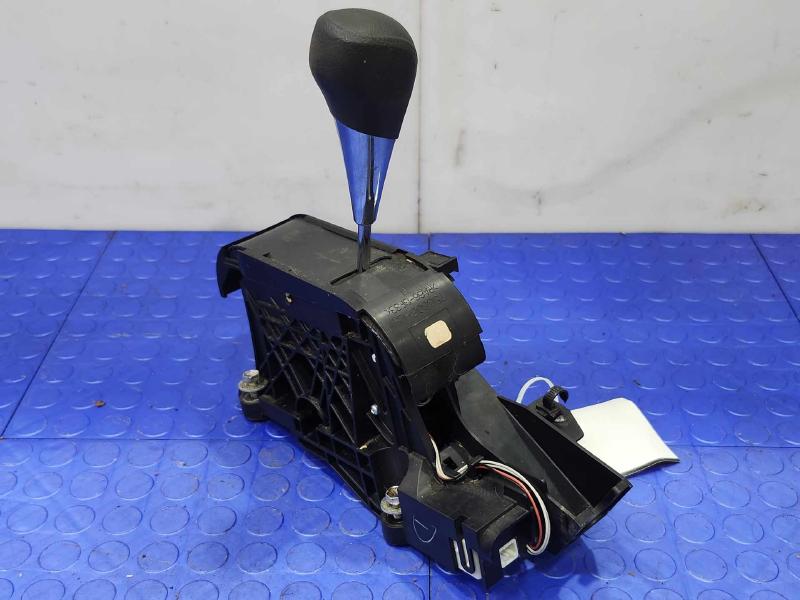 2006-2012 Toyota RAV4 Automatic Gear Shifter Assembly Genuine OEM 33560-0R020