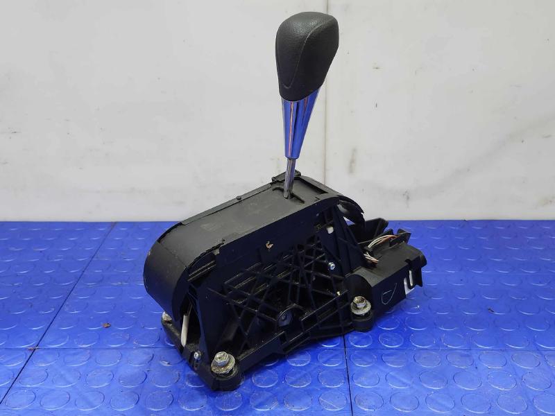 2006-2012 Toyota RAV4 Automatic Gear Shifter Assembly Genuine OEM 33560-0R020