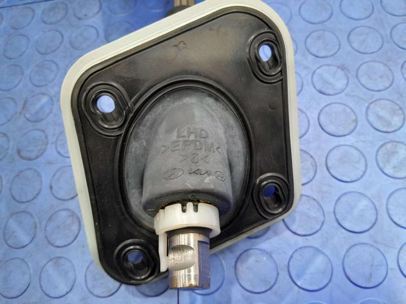 2022-2024 Hyundai Ioniq 5 Lower Steering Shaft Genuine OEM Part 56400-GI000