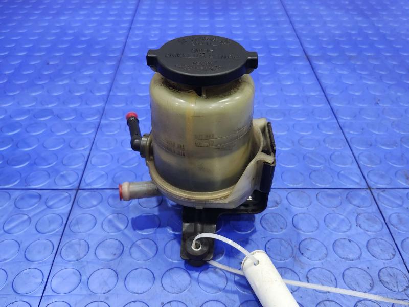 2007 Toyota Tundra Power Steering Reservoir