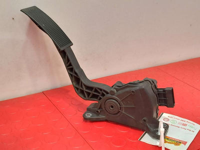 2006 Nissan Pathfinder Pedal Assembly