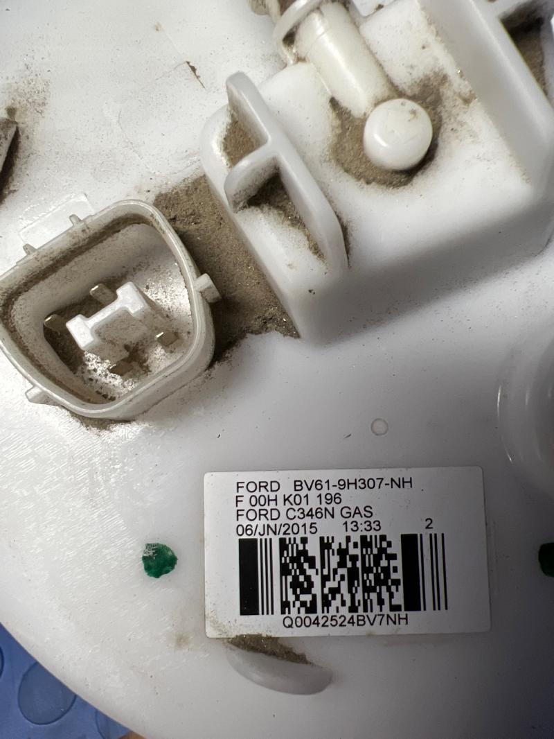 2015 - 18 Ford Focus Fuel Pump Assembly 1.0L Turbo Only OEM BV6Z9H307U