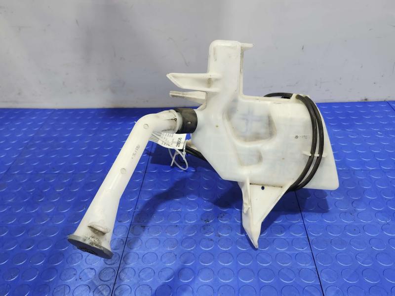 2015 Nissan Murano Washer Bottle