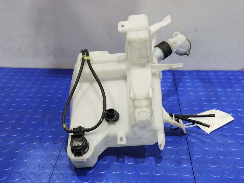 2015 Nissan Murano Washer Bottle