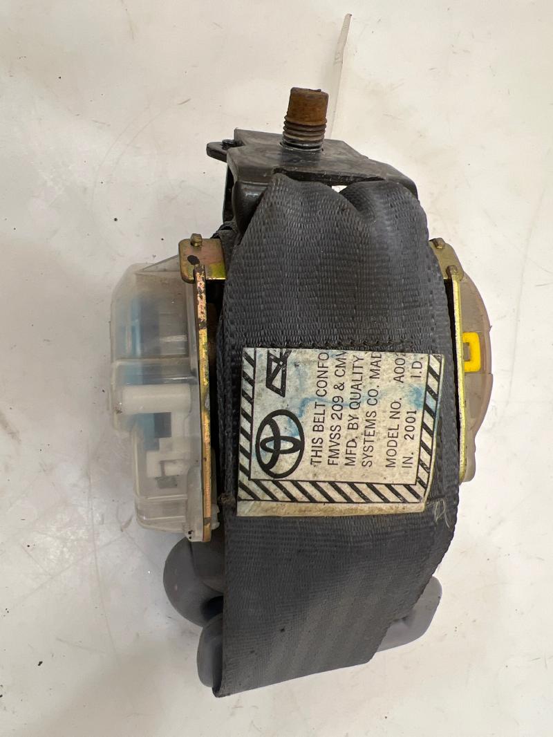 2001 Toyota Tundra Rear Seat Belt