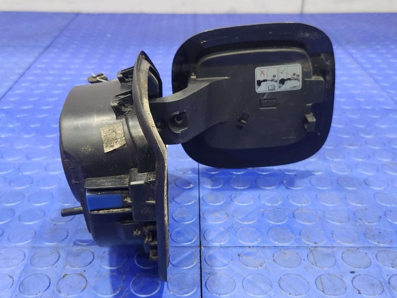 2017 Chevrolet Malibu Fuel Tank Door