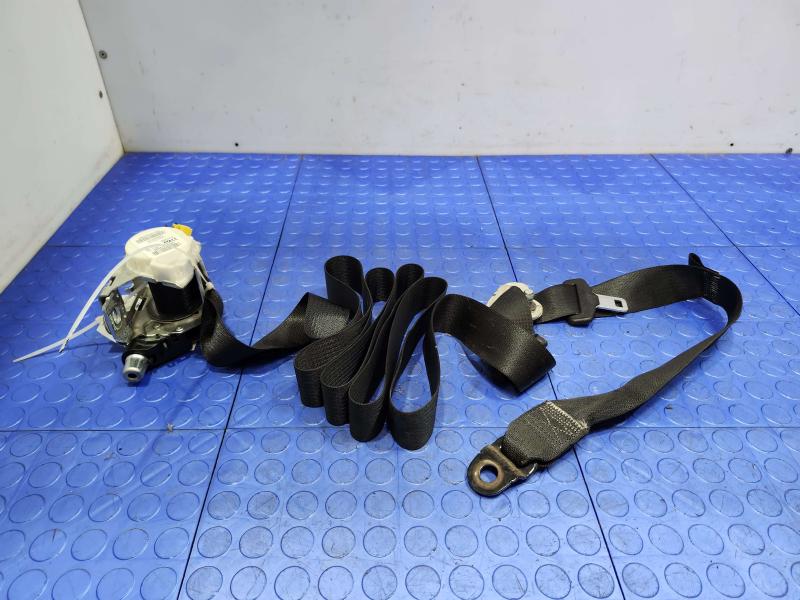 2012 Dodge Grand Caravan Front Seat Belt