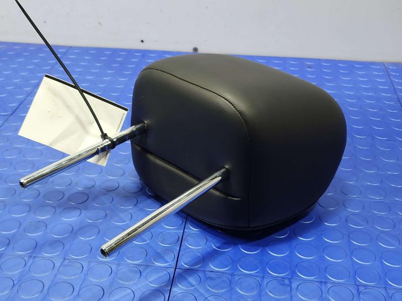 2011 Infiniti QX56 Headrest