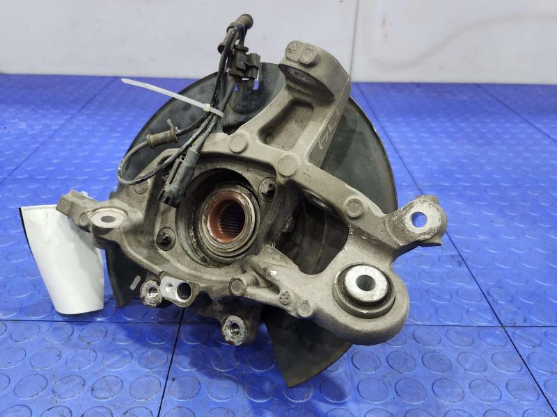 2013 Chrysler 300 Rear Knuckle/Stub Axle