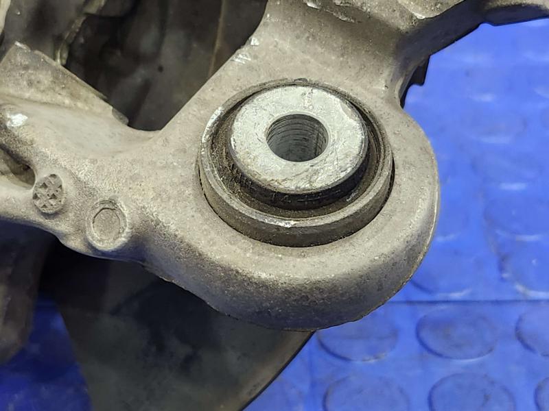 2013 Chrysler 300 Rear Knuckle/Stub Axle