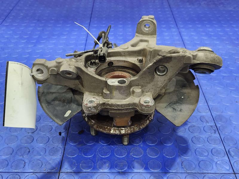 2013 Chrysler 300 Rear Knuckle/Stub Axle