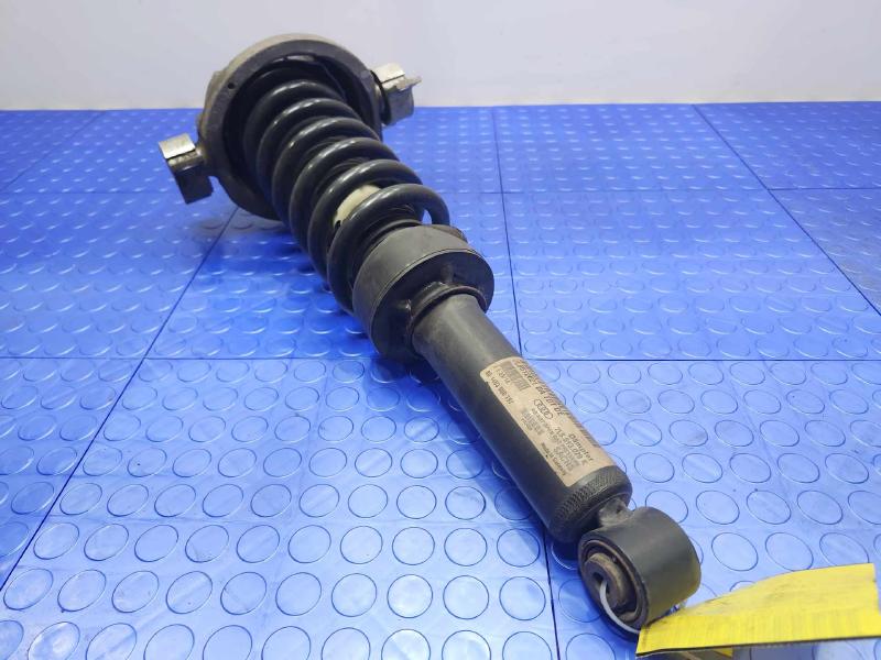 2015 Audi Q7 Strut Assembly