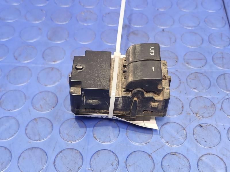 2010 Ford F-150 Door Switch Front