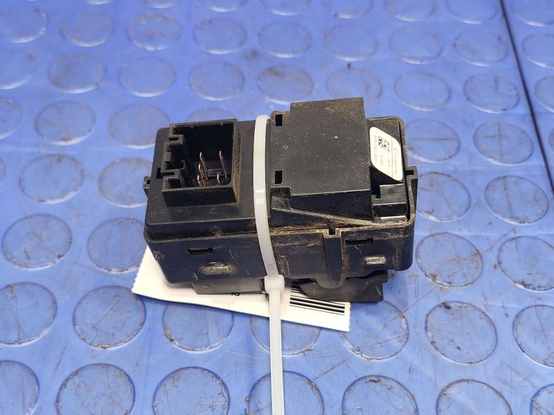 2010 Ford F-150 Door Switch Front