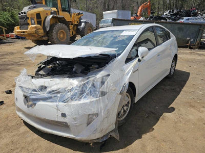 2010 Toyota Prius Front Door Regulator