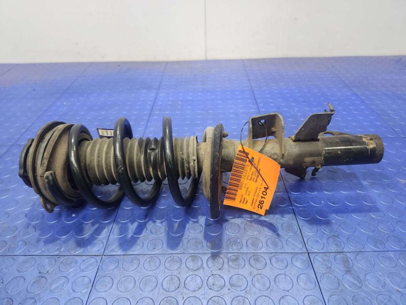 2015 Chrysler 200 Strut Assembly