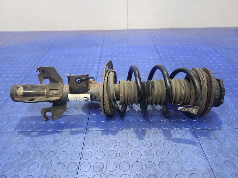 2015 Chrysler 200 Strut Assembly