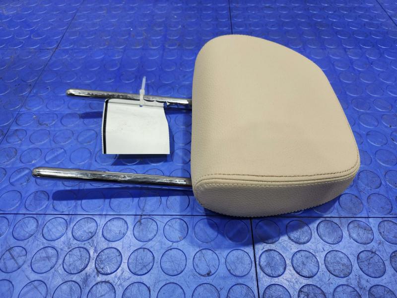 2017 BMW X1 Headrest