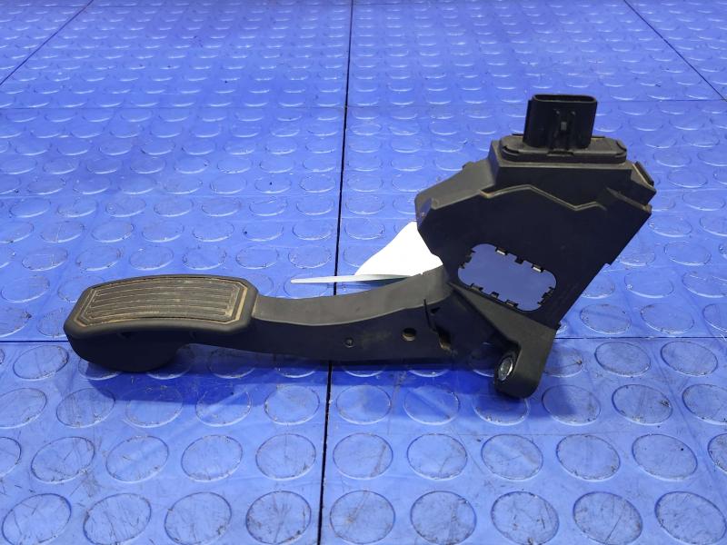 2007-2021 Toyota Tundra Accelerator Pedal Assembly Genuine OEM 781100C012