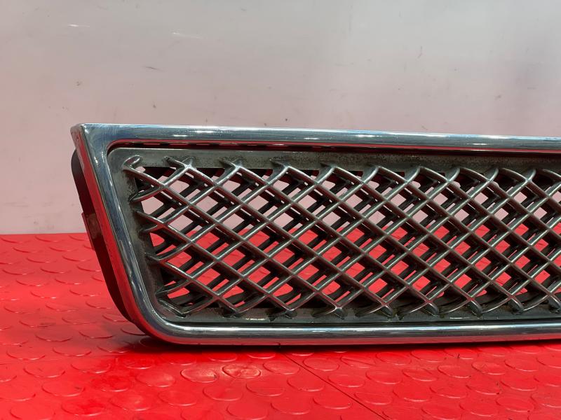 2008 Chevrolet Suburban Grille