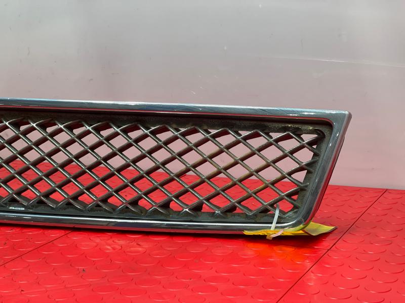 2008 Chevrolet Suburban Grille