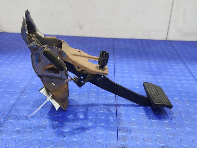 2011 Honda Pilot Brake Pedal