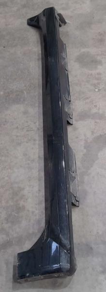 2019 Honda Civic Rocker Moulding