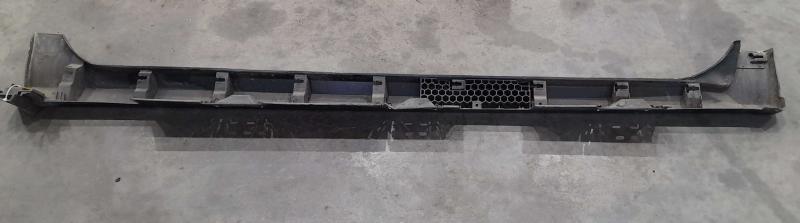 2019 Honda Civic Rocker Moulding