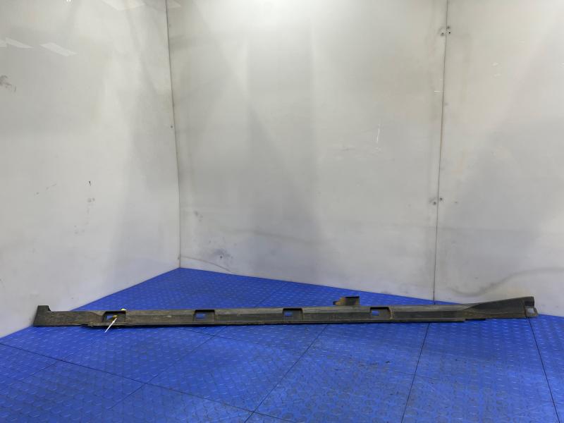 2016 Subaru Forester Rocker Moulding