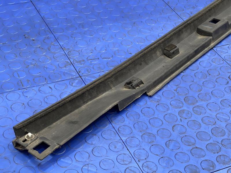 2016 Subaru Forester Rocker Moulding