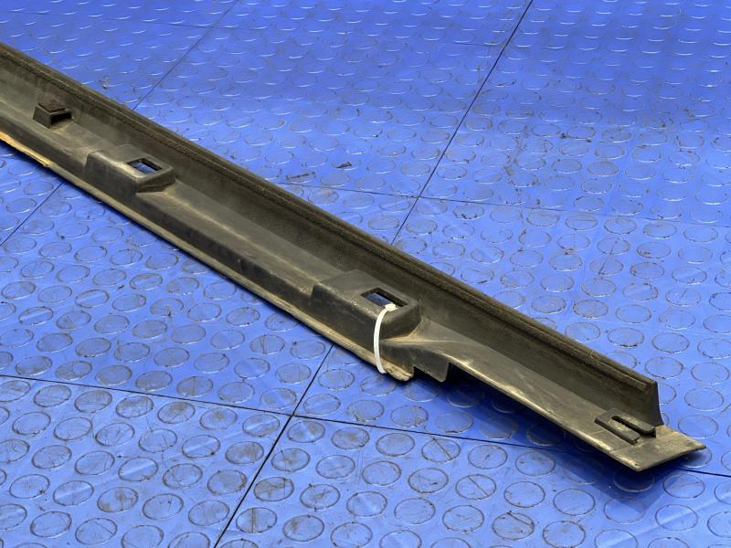 2016 Subaru Forester Rocker Moulding