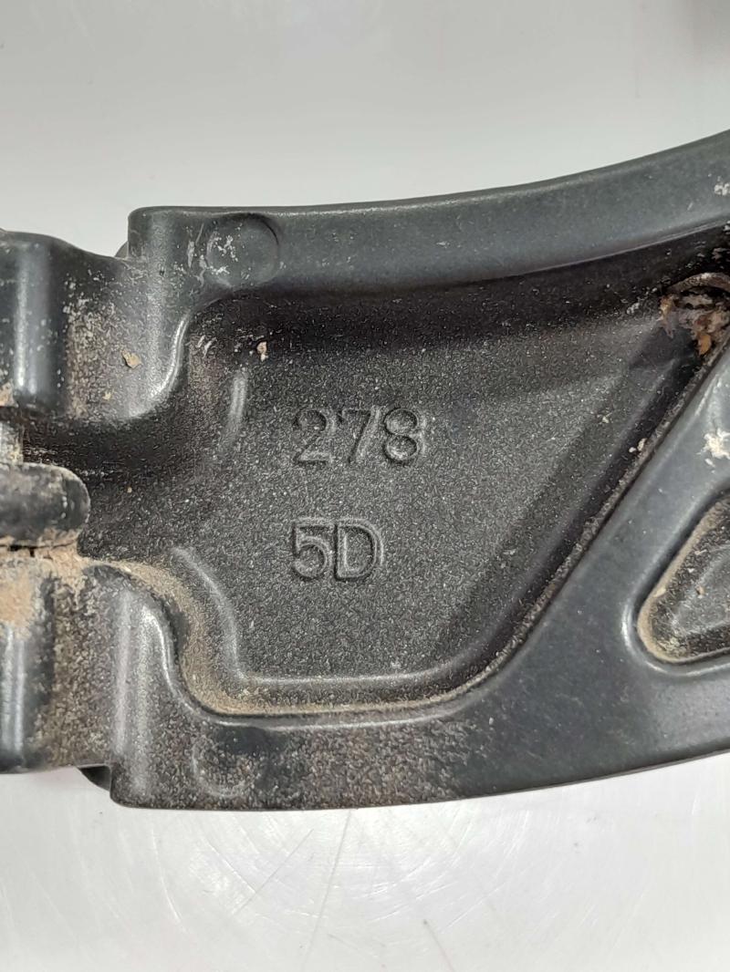 2016 Mazda CX-9 Wiper Arm