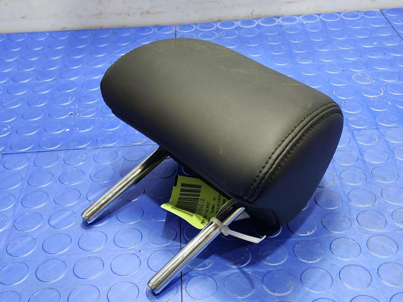 2015 Infiniti Q50 Headrest